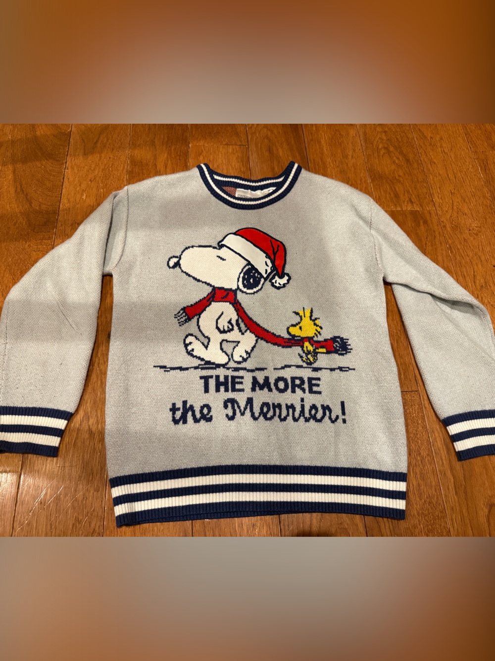 Peanuts Light Gray Crewneck Sweater with Red & Yellow Holiday Graphic